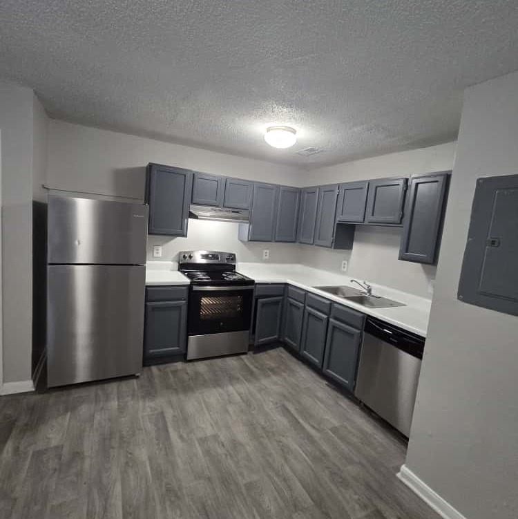 Ph Clt Construction And Clean LLC